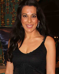 Pooja Bedi at Launch of Cottons and Satins Store