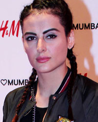 Mandana Karimi at Launch of Hennes and Mauritz Store