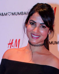 Sonal Chauhan at Launch of Hennes and Mauritz Store