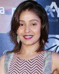 Sunidhi Chauhan at Launch of Richa Sharma`s Song Jogi De Naal