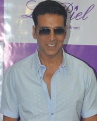 Akshay Kumar at Launch of Skin Clinic