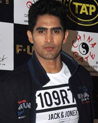 Vijender Singh at Launch of Sports Bar TAP