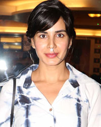 Kirti Kulhari at Launch of Tanveers Book WET