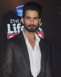 Shahid Kapoor at Life OK Screen Awards 2015