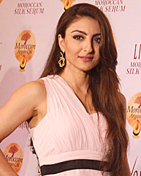 Soha Ali Khan at Livon Moroccan Silk Serum Launch