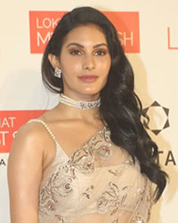 Amyra Dastur at Lokmat Most Stylish Awards 2019