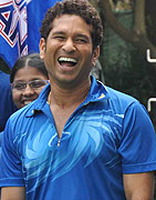 Sachin Tendulkar at MI Team with EFA Kids