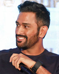 Mahendra Singh Dhoni at MS Dhoni The Untold Story Press Meet