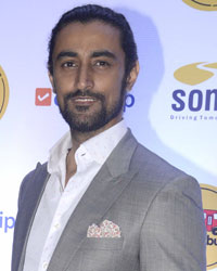 Kunal Kapoor at Magic Bus Benefit Charity Event