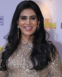 Sonali Kulkarni at Mirchi Music Awards Marathi 2018