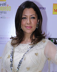 Aditi Govitrikar at Mirchi Music Awards Marathi 2018