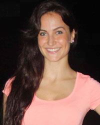 Elli Avram at Mass Yoga Session at Mumbai University