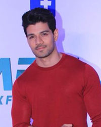 Sooraj Pancholi at Matrix Fight Night Launch