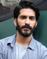 Harshvardhan Kapoor at Mirzya Cast at Mehboob Studio