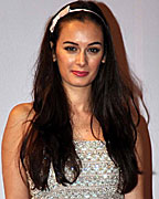 Evelyn Sharma at Miss India 2013 Red Carpet