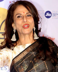 Shobha De Shobha De