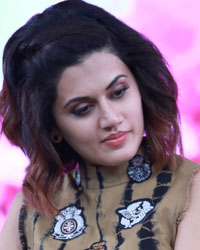 Taapsee Pannu at NDTV Youth For Change Conclave 2016