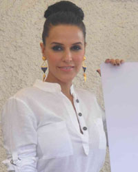 Neha Dhupia unveils PETA's vegan discount card, V-Card Neha Dhupia unveils PETA's vegan discount card, V-Card