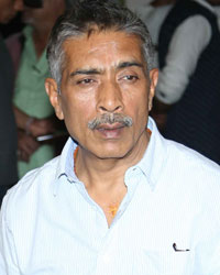 Prakash Jha at Om Puri Funeral