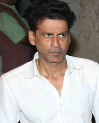 Manoj Bajpayee at Om Puri Funeral