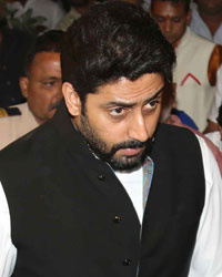 Abhishek Bachchan at Om Puri Funeral