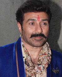 Sunny Deol at On Location Shoot of Film Bhaiyyaji Superhitt