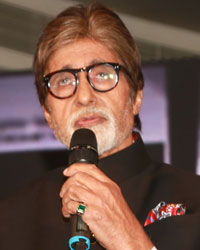 Amitabh Bachchan at Outlook Awards 2016