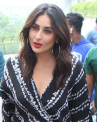 Kareena Kapoor at Pal Pal Dil Ke Paas on Dance India Dance