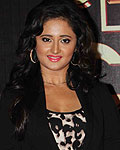 Rashmi Desai at Colors Peoples Choice Awards