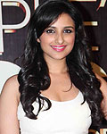 Parineeti Chopra at Colors Peoples Choice Awards