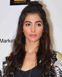 Pooja Hegde at Pooja and Ujjwala Visit H and M Store