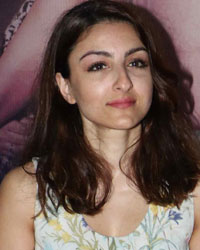 Soha Ali Khan and Kunal Khemu Soha Ali Khan and Kunal Khemu