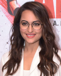 Sonakshi Sinha at Press Meet to Promote Akira