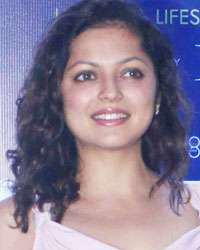 Drashti Dhami