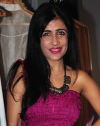 Shibani Kashyap at Preview of Diffusion by Amy Billimoria