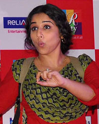 Promotion of Film Bobby Jasoos at R City Mall