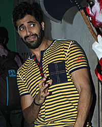 Akshay Oberoi at Promotion of Film PIZZA