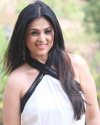 Anjana Sukhani at Promotion of Marathi Film Laal Ishq