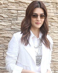 Kriti Sanon at Promotion of Panipat Movie