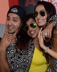 Varun Dhawan , RJ Malishka and Shraddha Kapoor Varun Dhawan , RJ Malishka and Shraddha Kapoor