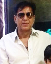 RT Chawla Celebrates Ganesh Chaturthi