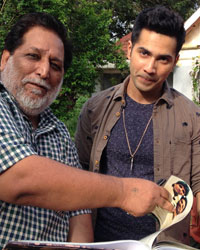 Photographer RT Chawla and Varun Dhawan