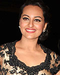 Sonakshi Sinha at Rowdy Rathore Success Bash