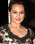 Sonakshi Sinha at Rowdy Rathore Success Bash