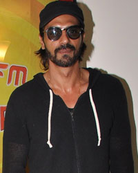 Arjun Rampal at Roy Promotion at Radio Mirchi