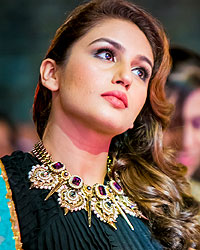 Huma Qureshi at SIIMA Awards 2014