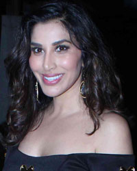 Sophie Choudry at Sajan Main Nachungi Music Album Launch