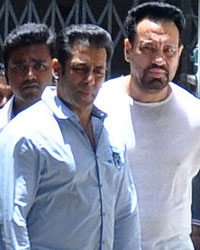 Salman Khan at Salman Leaves Court After hit and Run Case Hearing