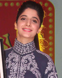 Mawra Hocane at Sanam Teri Kasam Cast at MET College