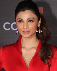 Daisy Shah at Sansui Stardust Awards 2016